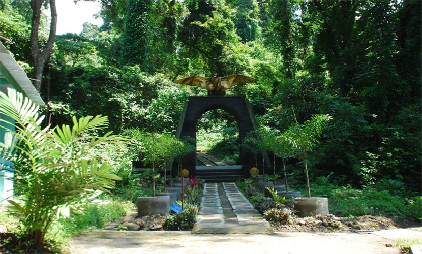 daftar tempat wisata di Nganjuk Jawa Timur - Goa Margo Tresno